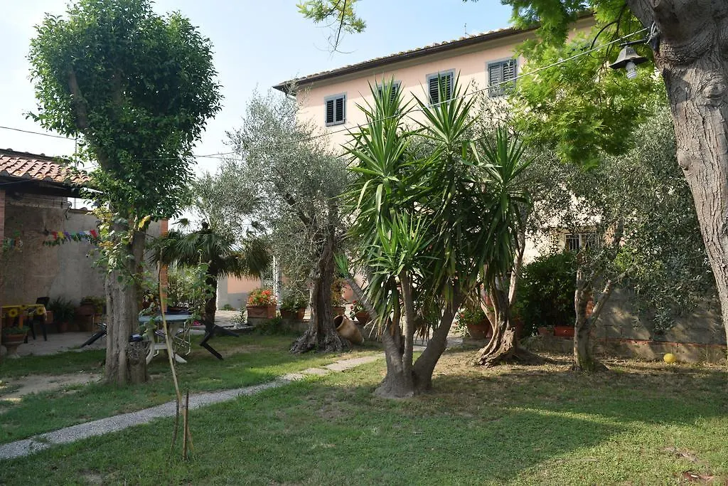 La Convenienza Bed & Breakfast Uliveto Terme
