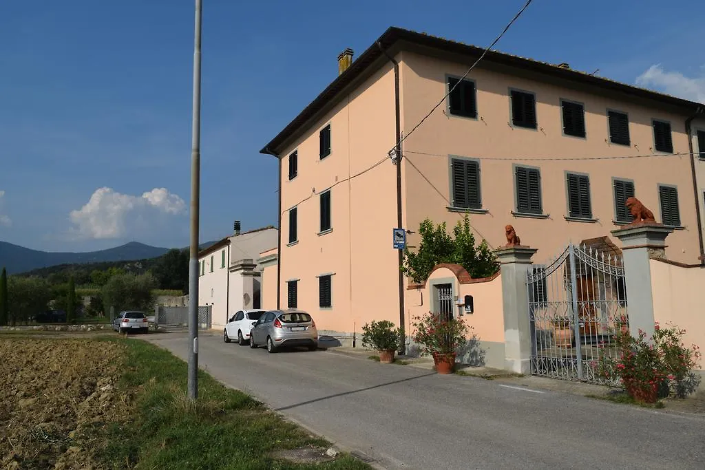 La Convenienza Bed & Breakfast Uliveto Terme 0*,  Italy